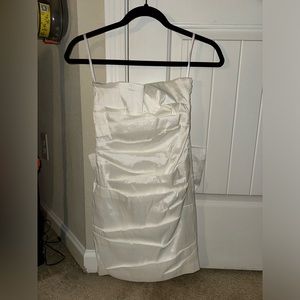 White dress with bow in the back (removable bow)